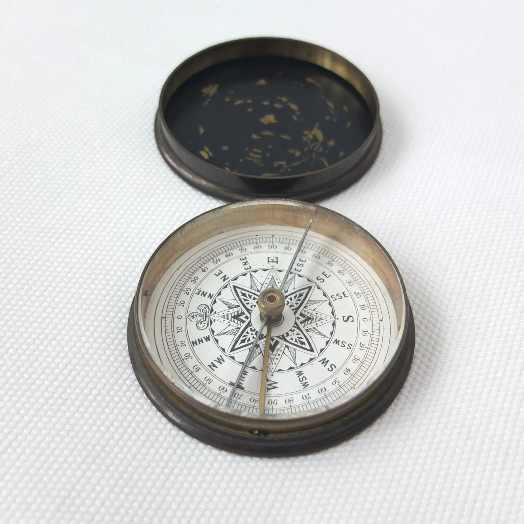 Edwardian Brass Box Pocket Compass c.1900