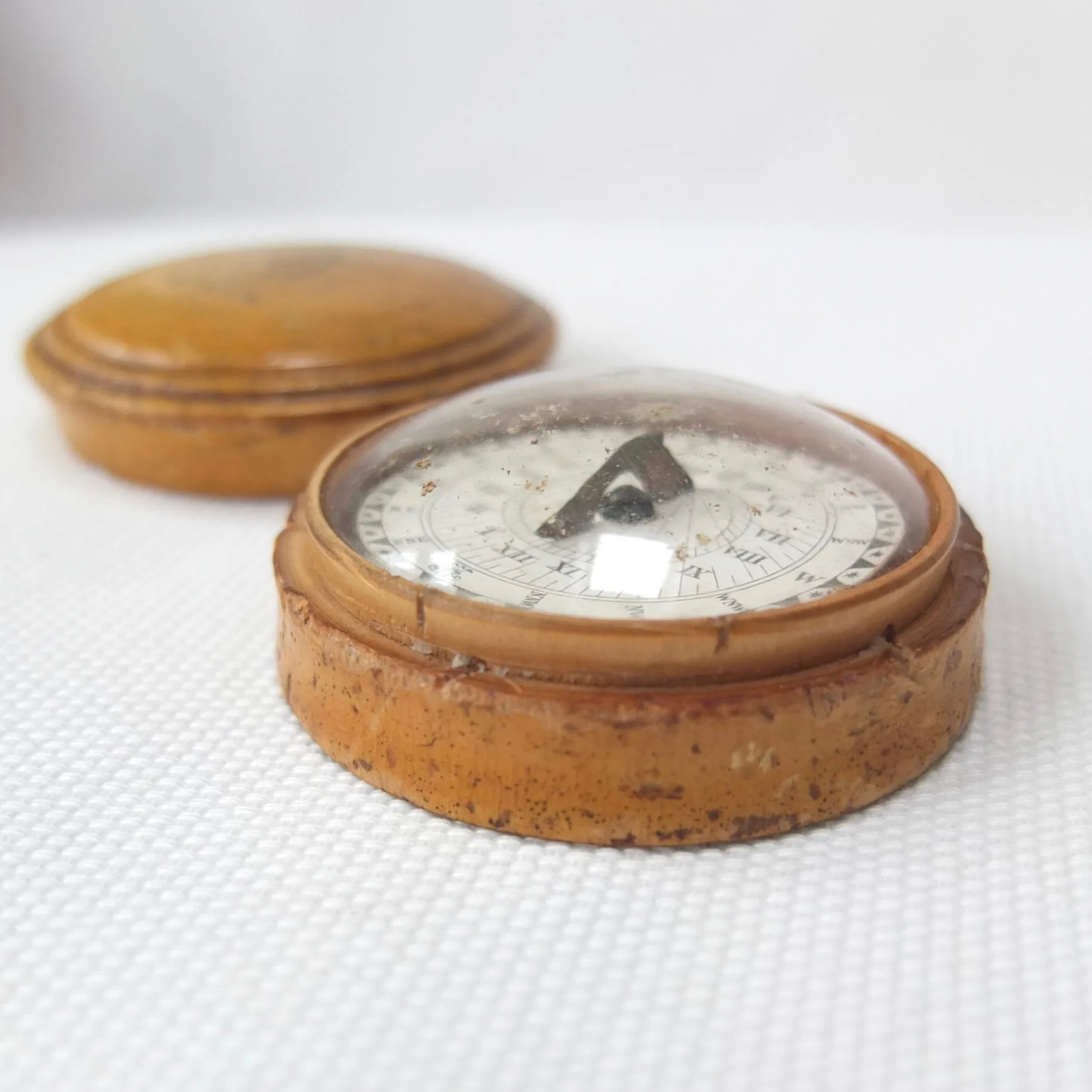 Georgian Wooden Sundial Compass c.1830
