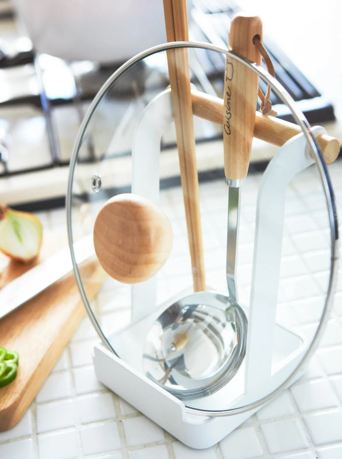 Lid & Ladle Stand - Steel   Wood